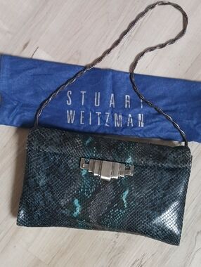 STUART WEITZMAN BLK BLUE SNAKE BAG.